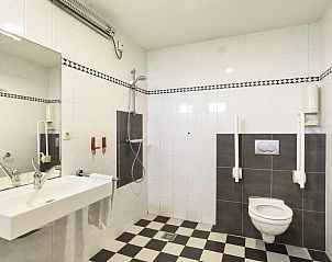 Guest house 454079 - Bungalow Noordzeekust - Beach Resort Ooghduyne | 6-persoons villa - Extra toegankeli