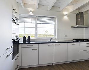 Verblijf 454085 - Bungalow Noordzeekust - Beach Resort Ooghduyne | 12-persoons villa | 12C