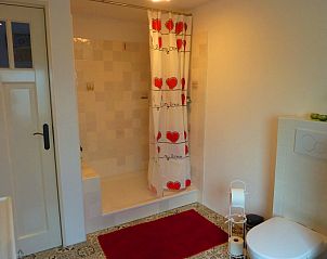 Guest house 454106 - Holiday property Noordzeekust - 100 jaar oude stolpboerderij