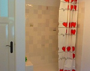 Guest house 454106 - Holiday property Noordzeekust - 100 jaar oude stolpboerderij