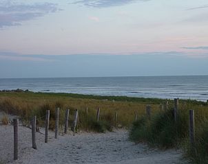 Guest house 454106 - Holiday property Noordzeekust - 100 jaar oude stolpboerderij