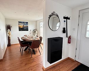 Unterkunft 460120 - Ferienhaus IJsselmeerkust - Vakantiehuis Ela mit Holzgrill, Garten und Terrasse