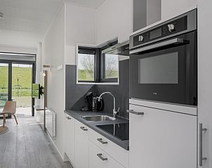 Guest house 460507 - Holiday property IJsselmeerkust - Lodge 4B