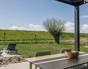 Guest house 460507 - Holiday property IJsselmeerkust - Lodge 4B