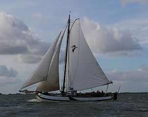 Unterkunft 461204 - Ferienhaus IJsselmeerkust - Vakantiehuis Hotelschiff Tjalkjacht Pelikaan