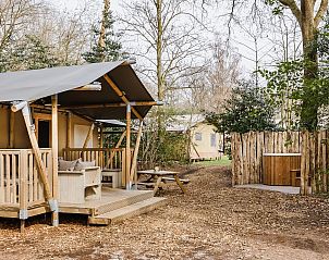 Unterkunft 461620 - Zelthaus IJsselmeerkust - De Stille Heide | 6 Pers. | Kachel & Hottub
