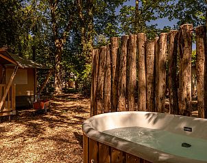 Unterkunft 461620 - Zelthaus IJsselmeerkust - De Stille Heide | 6 Pers. | Kachel & Hottub
