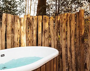 Unterkunft 461620 - Zelthaus IJsselmeerkust - De Stille Heide | 6 Pers. | Kachel & Hottub