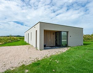 Guest house 5903250 - Bungalow Noord-Beveland - Waterlijn 42 | De Groote Duynen
