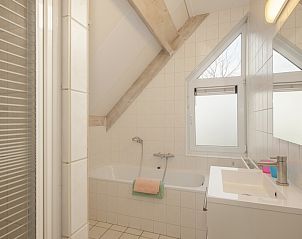 Guest house 5903330 - Holiday property Noord-Beveland - Villa R5B