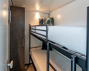 Guest house 590334 - Bungalow Noord-Beveland - Waterlodge Blue Lagoon | Marina Kamperland