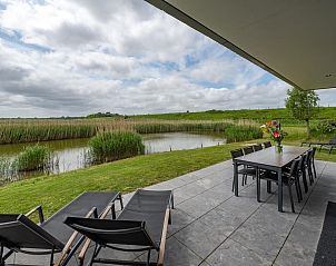 Guest house 5903357 - Bungalow Noord-Beveland - Waterlijn 04 | De Groote Duynen