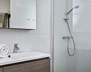 Guest house 5903368 - Bungalow Noord-Beveland - Waterlijn 03 | De Groote Duynen