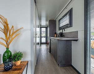 Guest house 590389 - Bungalow Noord-Beveland - Waterlodge Blue Island | Marina Kamperland