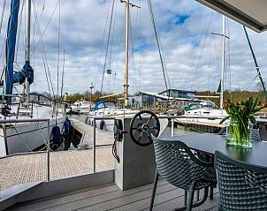 Guest house 590389 - Bungalow Noord-Beveland - Waterlodge Blue Island | Marina Kamperland