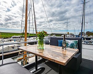 Guest house 590389 - Bungalow Noord-Beveland - Waterlodge Blue Island | Marina Kamperland