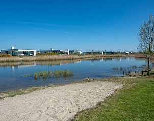 Guest house 590398 - Bungalow Noord-Beveland - Waterlijn 07 | De Groote Duynen