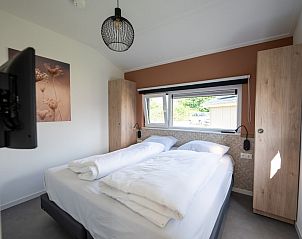 Guest house 630144 - Holiday property Zeeuws-Vlaanderen - Watervilla Luxe 6 Wellness